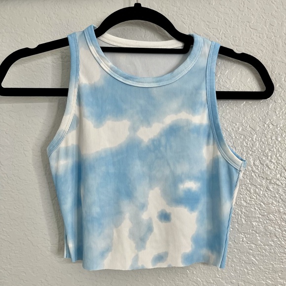 Baby Blue Sky View Crop Top - Picture 4 of 8